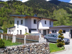 Bernadette, Goldegg, Österreich, Goldegg, Österreich